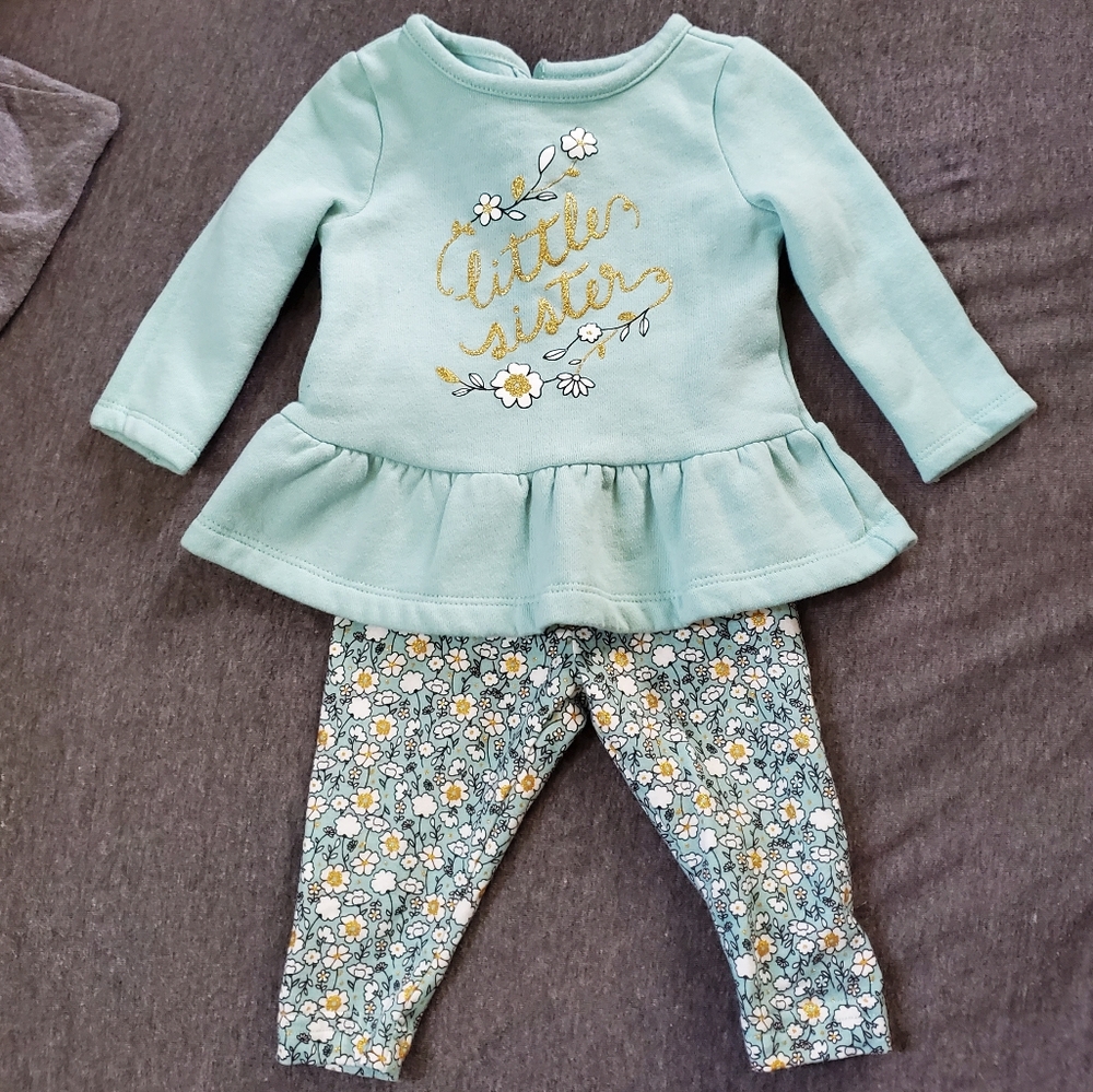 Carter's outfit